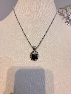 Vintage Black Faceted Pendant Necklace 16”